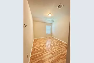 11931 Green Colling Park Drive, Houston, TX 77047 - Photo 14