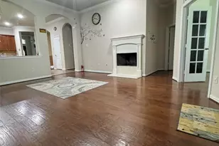 11931 Green Colling Park Dr, Houston, TX 77047 - Photo 6