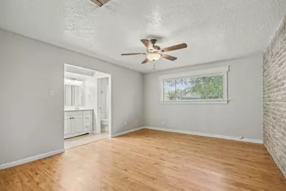 16923 Blackhawk Boulevard, Friendswood, TX 77546 - Photo 14