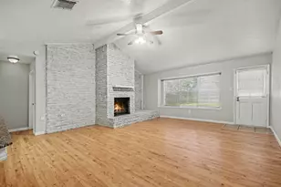 16923 Blackhawk Blvd, Friendswood, TX 77546 - Photo 12