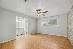 16923 Blackhawk Blvd, Friendswood, TX 77546 - Photo 14