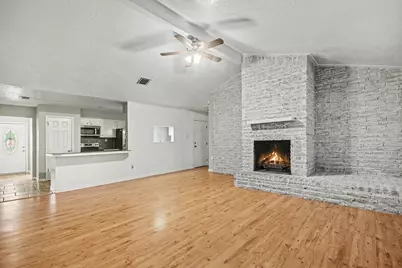 16923 Blackhawk Boulevard, Friendswood, TX 77546 - Photo 10