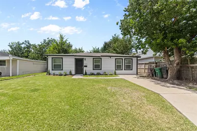 4838 Van Fleet Street, Houston, TX 77033 - Photo 16