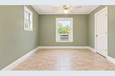720 N Avenue B, Freeport, TX 77541 - Photo 24