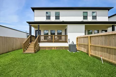 2337 N Austin Avenue #B, Pearland, TX 77581 - Photo 14