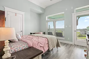 1007 Lillian Ln, Galveston, TX 77554 - Photo 26