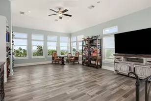1007 Lillian Ln, Galveston, TX 77554 - Photo 34