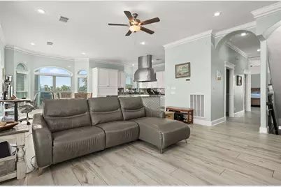 1007 Lillian Lane, Galveston, TX 77554 - Photo 18