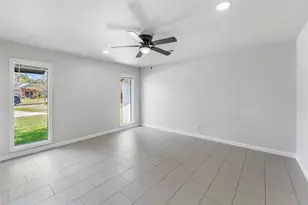 3203 Lazy Pine Ln, La Porte, TX 77571 - Photo 10