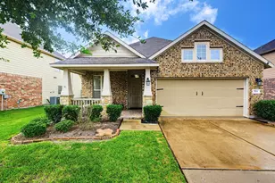 3814 Raintree Village Dr, Katy, TX 77449 - Photo 2
