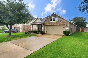 3814 Raintree Village Dr, Katy, TX 77449 - Photo 36