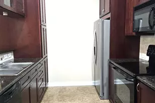 1900 Genesee St, Houston, TX 77006 - Photo 12