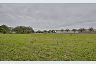 502 W Cedar Bayou Lynchburg Road, Baytown, TX 77521 - Photo 20