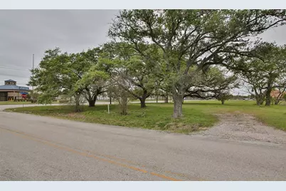 502 W Cedar Bayou Lynchburg Road, Baytown, TX 77521 - Photo 16