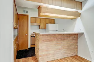 3703 Roseland St, Houston, TX 77006 - Photo 6