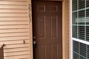 10555 Turtlewood Ct, Houston, TX 77072 - Photo 2