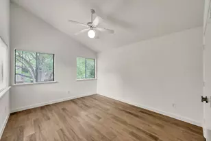 11703 Lakeside Pl Dr, Houston, TX 77077 - Photo 22