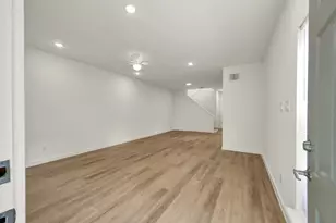 11703 Lakeside Pl Dr, Houston, TX 77077 - Photo 4