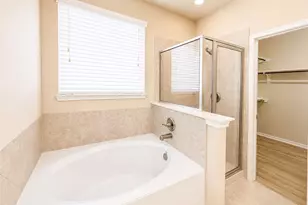 15618 Whisper Woods Dr, Cypress, TX 77429 - Photo 14