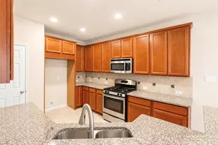 15618 Whisper Woods Dr, Cypress, TX 77429 - Photo 10