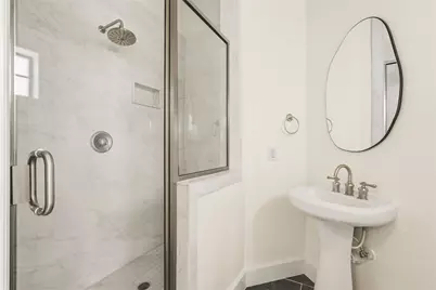 836 Garden Oaks Terrace, Houston, TX 77018 - Photo 4