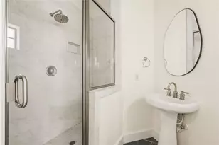 836 Garden Oaks Terrace, Houston, TX 77018 - Photo 4