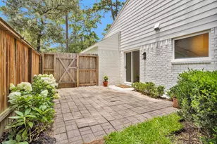147 E Pathfinders Cir, The Woodlands, TX 77381 - Photo 48
