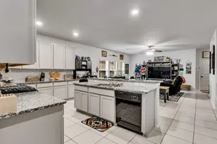 8719 Willet St, Baytown, TX 77521 - Photo 24