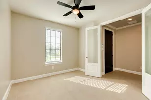 1919 Camille Park Dr, Missouri City, TX 77459 - Photo 8