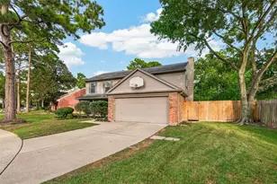 7410 Magnolia Shadows Ln, Houston, TX 77095 - Photo 2
