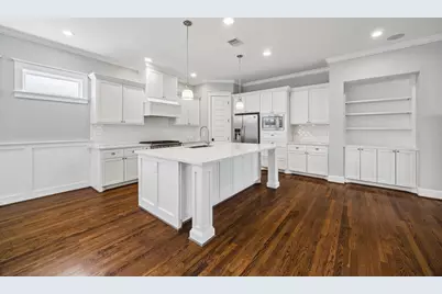 419 W 16th Street #B, Houston, TX 77008 - Photo 12