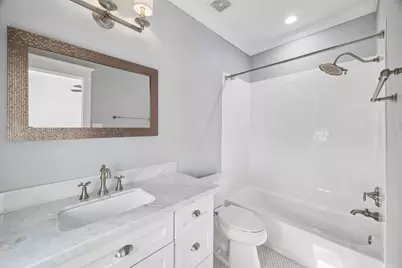 419 W 16th Street #B, Houston, TX 77008 - Photo 26
