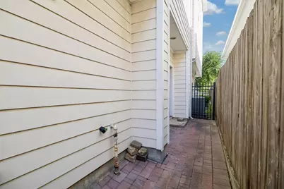 419 W 16th Street #B, Houston, TX 77008 - Photo 28