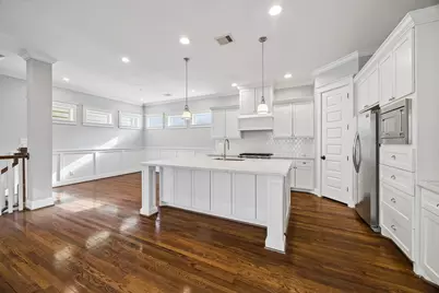 419 W 16th Street #B, Houston, TX 77008 - Photo 2
