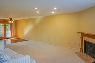 3100 Jeanetta St, Houston, TX 77063 - Photo 4