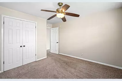 403 E Main Street #D, Brenham, TX 77833 - Photo 12