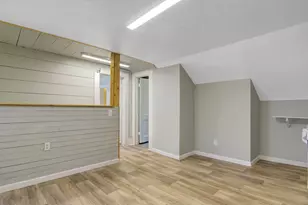 313 N Beauregard St, Alvin, TX 77511 - Photo 8