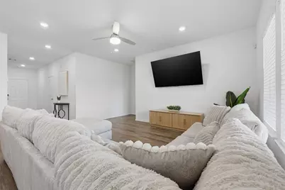 17719 Winfall Drive, Crosby, TX 77532 - Photo 4