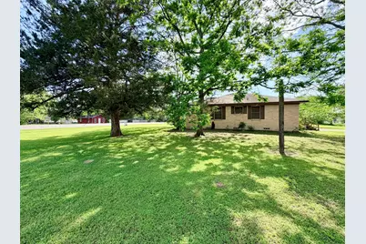 612 Keith, Kennard, TX 75847 - Photo 4
