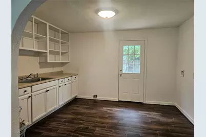 302 Grayless Street, Richmond, TX 77406 - Photo 2