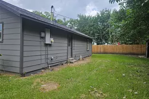 302 Grayless St, Richmond, TX 77406 - Photo 8
