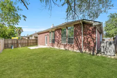 994 Jefferson Street, Alvin, TX 77511 - Photo 28