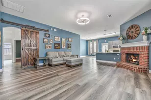 994 Jefferson St, Alvin, TX 77511 - Photo 6