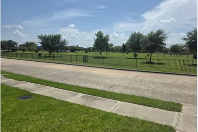 2622 Watersail Drive, Texas City, TX 77568 - Photo 6
