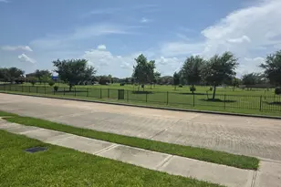2622 Watersail Dr, Texas City, TX 77568 - Photo 6
