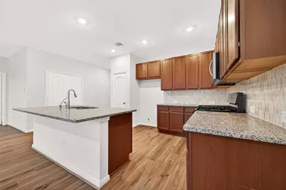 12602 Blue Jay Cove Lane, Houston, TX 77044 - Photo 10