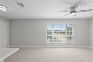2121 Fountain View Dr, Houston, TX 77057 - Photo 10