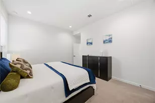 17 Fulton Row Ln, Houston, TX 77076 - Photo 24