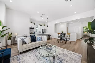 17 Fulton Row Ln, Houston, TX 77076 - Photo 8