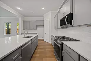 510 Parker St, Houston, TX 77007 - Photo 8